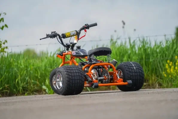 Treme-Terra – O Mini Triciclo Que Vai Fazer o Chão Tremer [+ Capacete Grátis ]