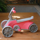 🛴 Triciclo BabyCity™ + Brinde: Kit de Adesivos Exclusivos — Pra Pedalar com Personalidade!