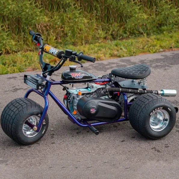 Treme-Terra – O Mini Triciclo Que Vai Fazer o Chão Tremer [+ Capacete Grátis ]