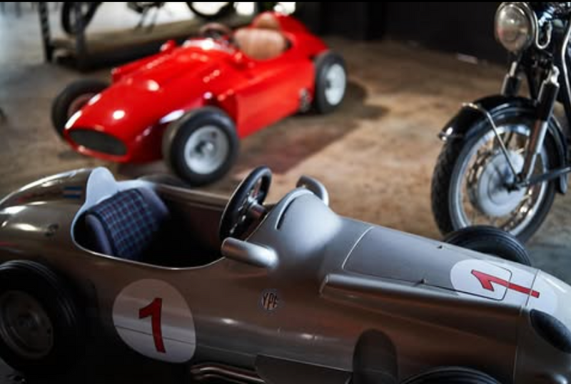 Heritage Racer D50 – Mini Carro Elétrico [ CAPACETE GRATIS ]