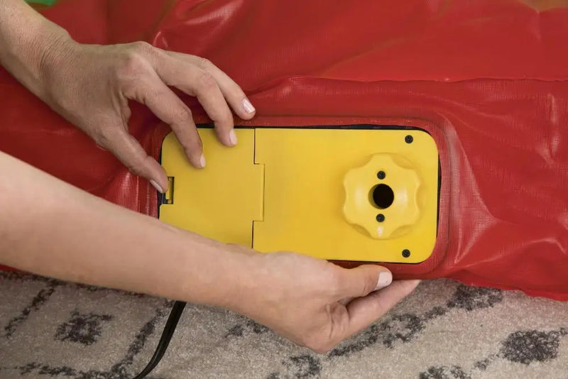 SaltaPlay® - Trampolim Inflável com Bolinhas [ BOMBA DE ENCHER GRATIS ]